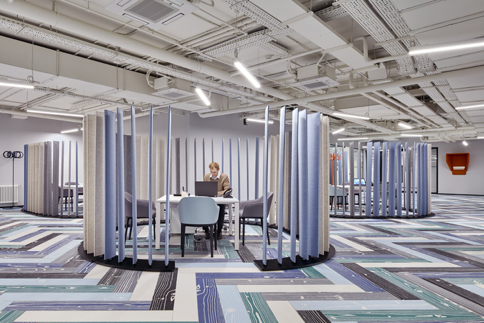 辦公室裝修中地面顏色搭配整體空間設計